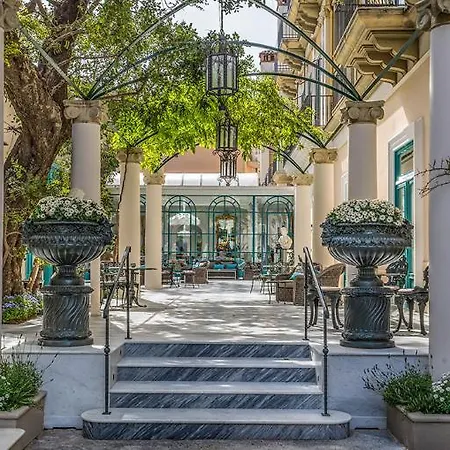 Готель Bellevue Syrene 5*