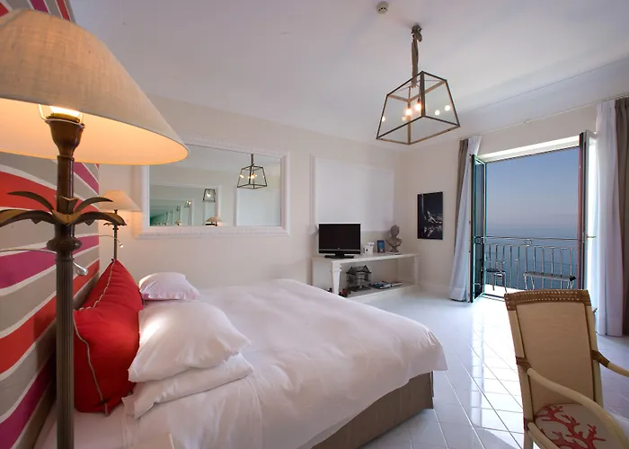 Bellevue Syrene Hotel