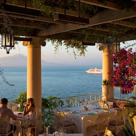 Bellevue Syrene Hotell 5*