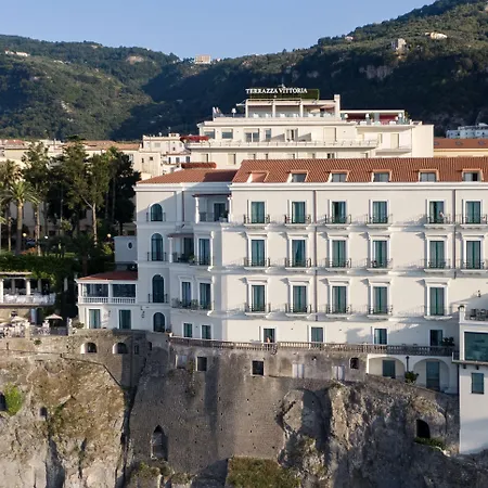 Ξενοδοχείο Bellevue Syrene